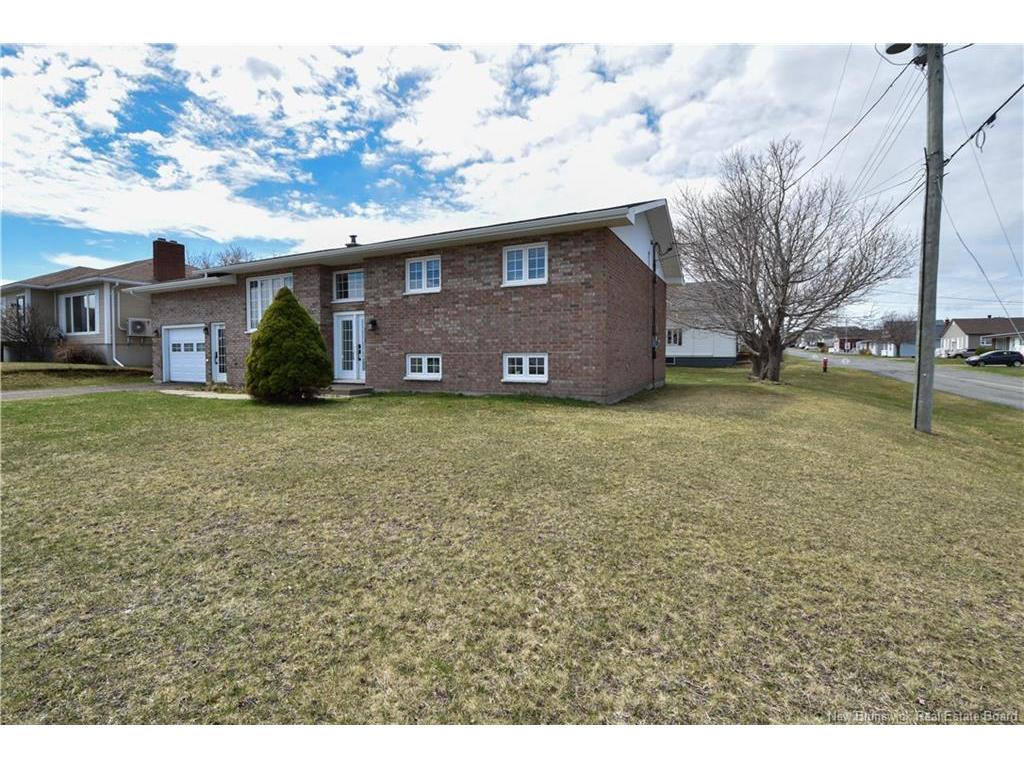 









3557


de l’Anse

,
Tracadie,




NB
E1X 1B3

