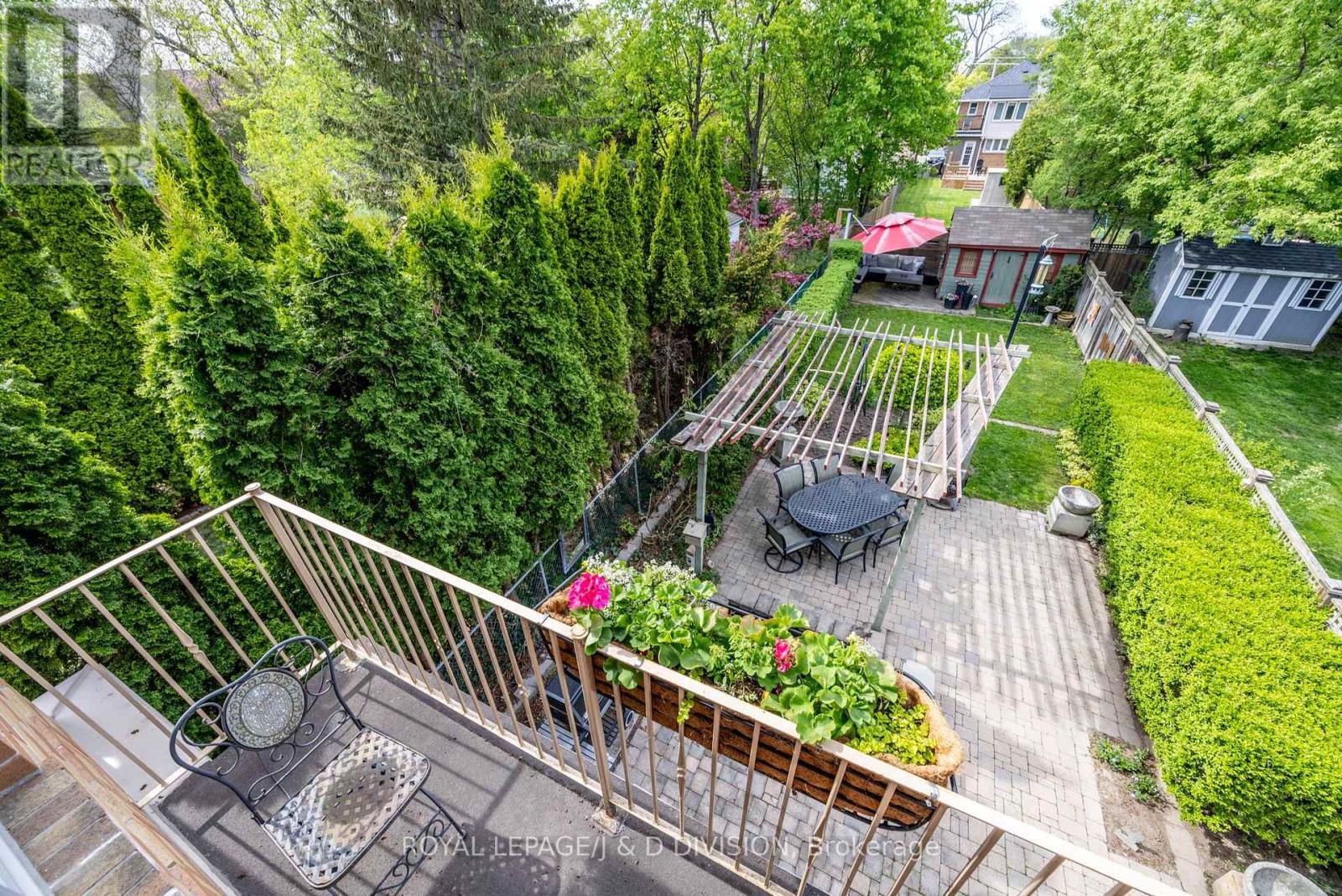 












146 ST GERMAIN AVENUE

,
Toronto,




Ontario
M5M1W1

