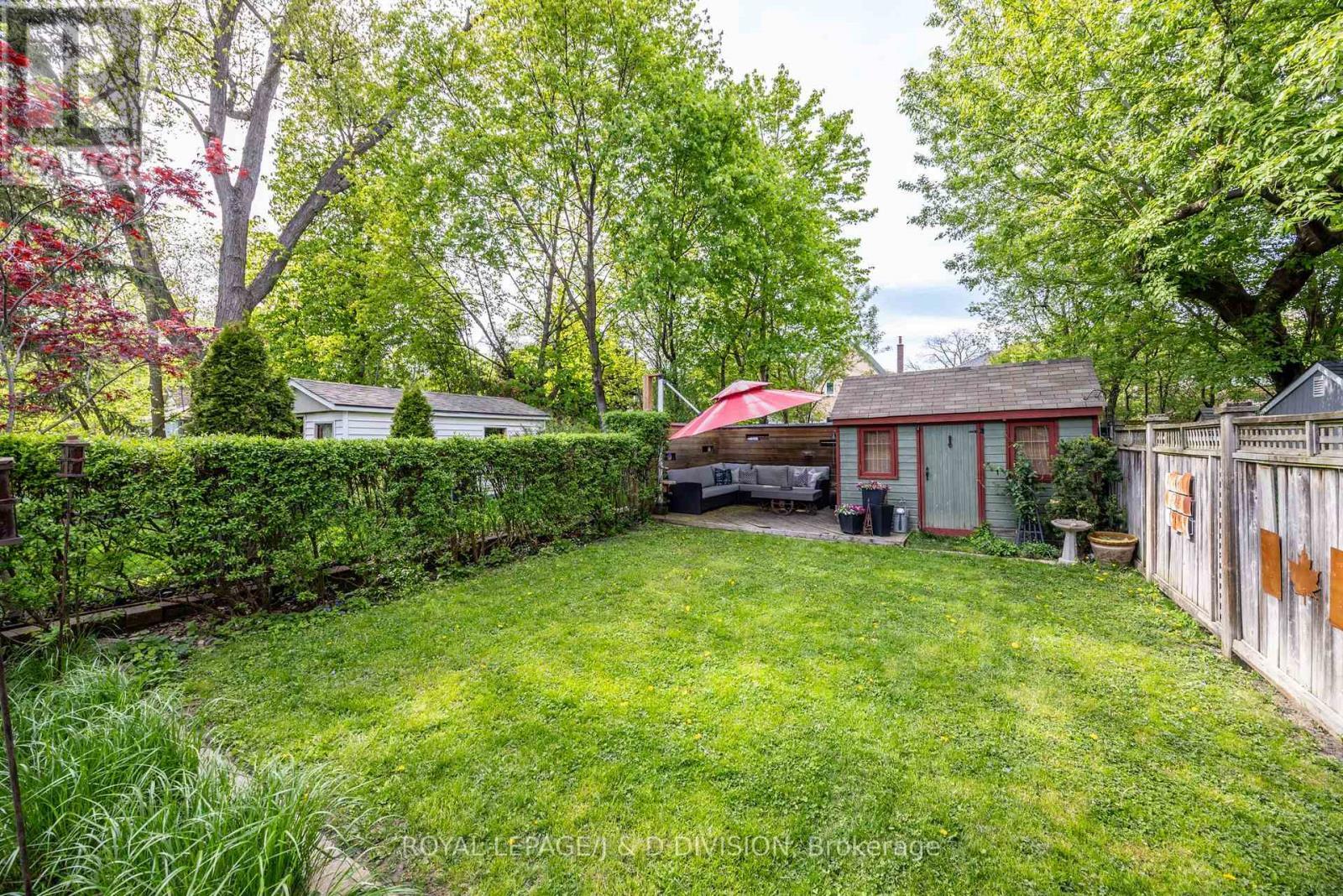 












146 ST GERMAIN AVENUE

,
Toronto,




Ontario
M5M1W1

