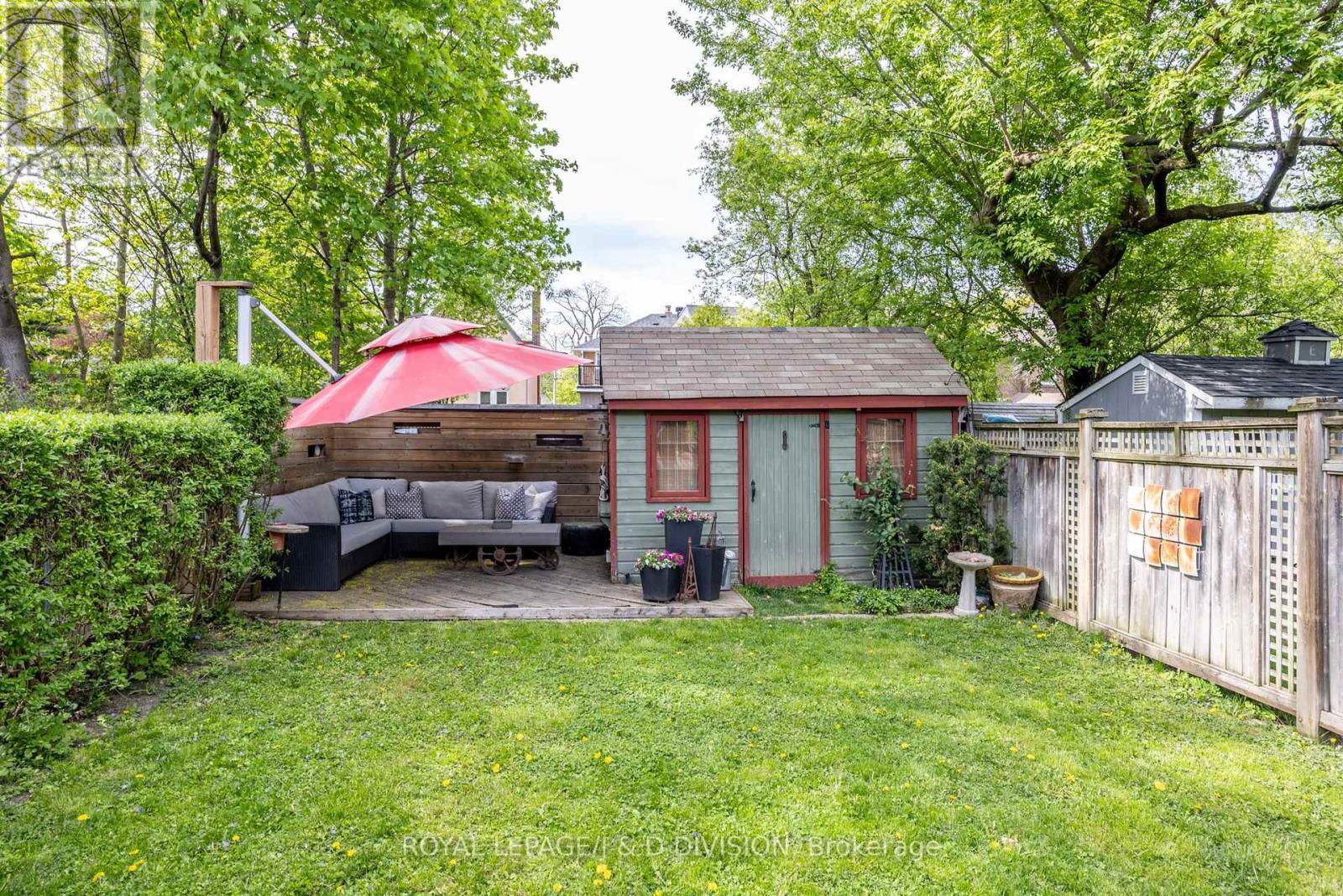 












146 ST GERMAIN AVENUE

,
Toronto,




Ontario
M5M1W1

