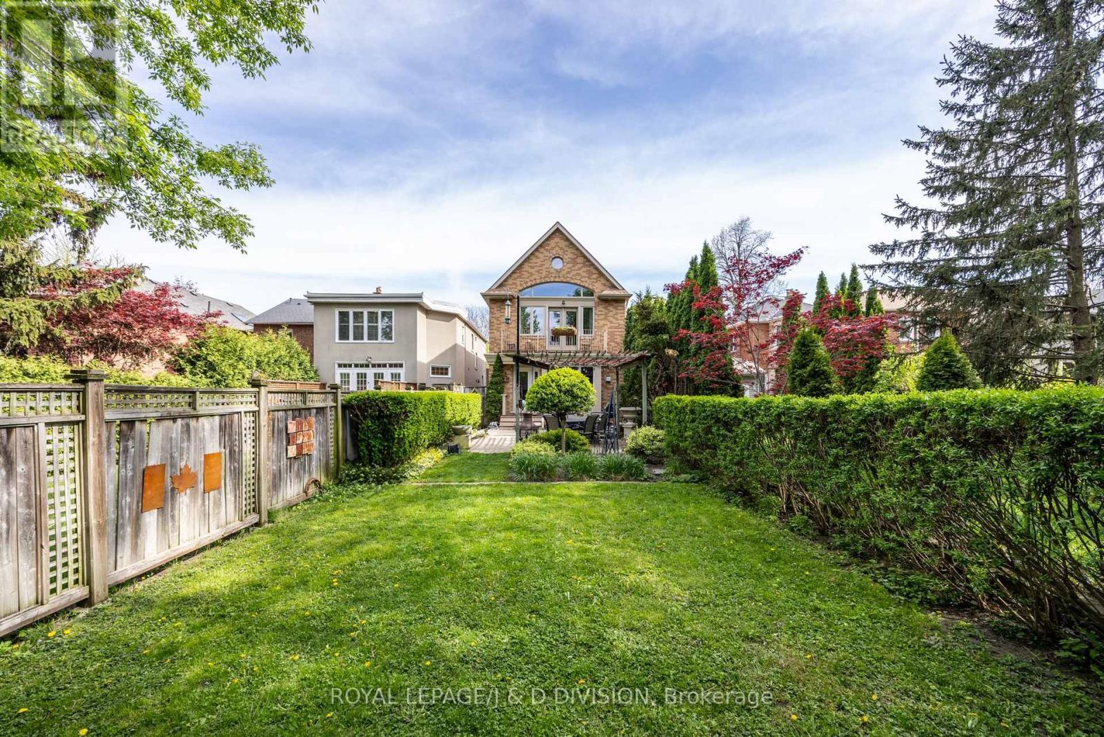 












146 ST GERMAIN AVENUE

,
Toronto,




Ontario
M5M1W1

