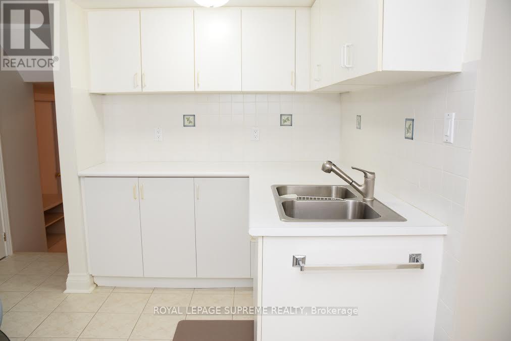 












BSMT - 6 BURKE STREET

,
Toronto,




Ontario
M2M1V2

