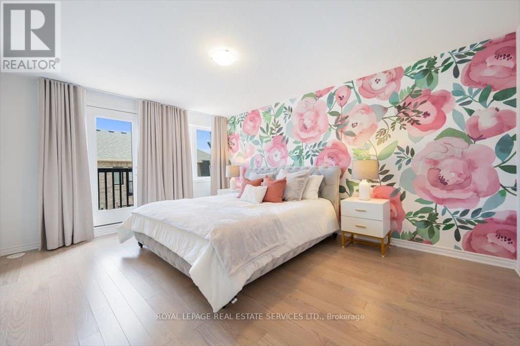 












3043 JOHN MCKAY BOULEVARD

,
Oakville,




Ontario
L6H4K5

