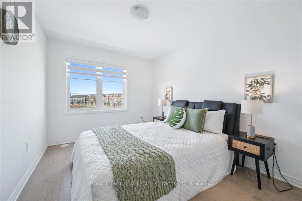 












3043 JOHN MCKAY BOULEVARD

,
Oakville,




Ontario
L6H4K5


