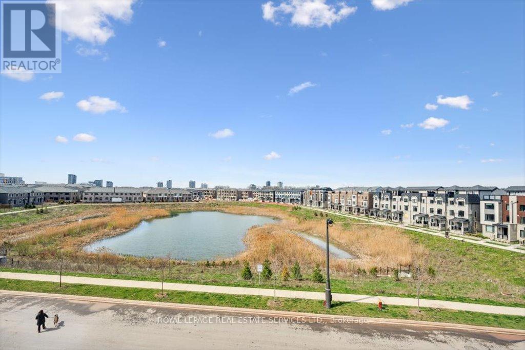 












3043 JOHN MCKAY BOULEVARD

,
Oakville,




Ontario
L6H4K5


