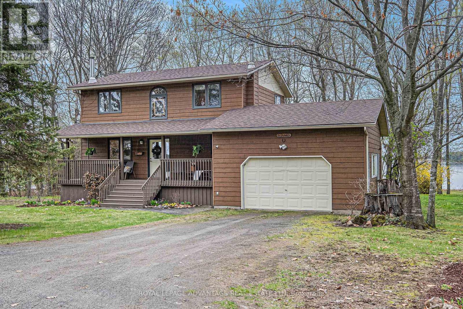 












1211 #11 NARROWS LOCK ROAD

,
Rideau Lakes,




Ontario
K0G1V0

