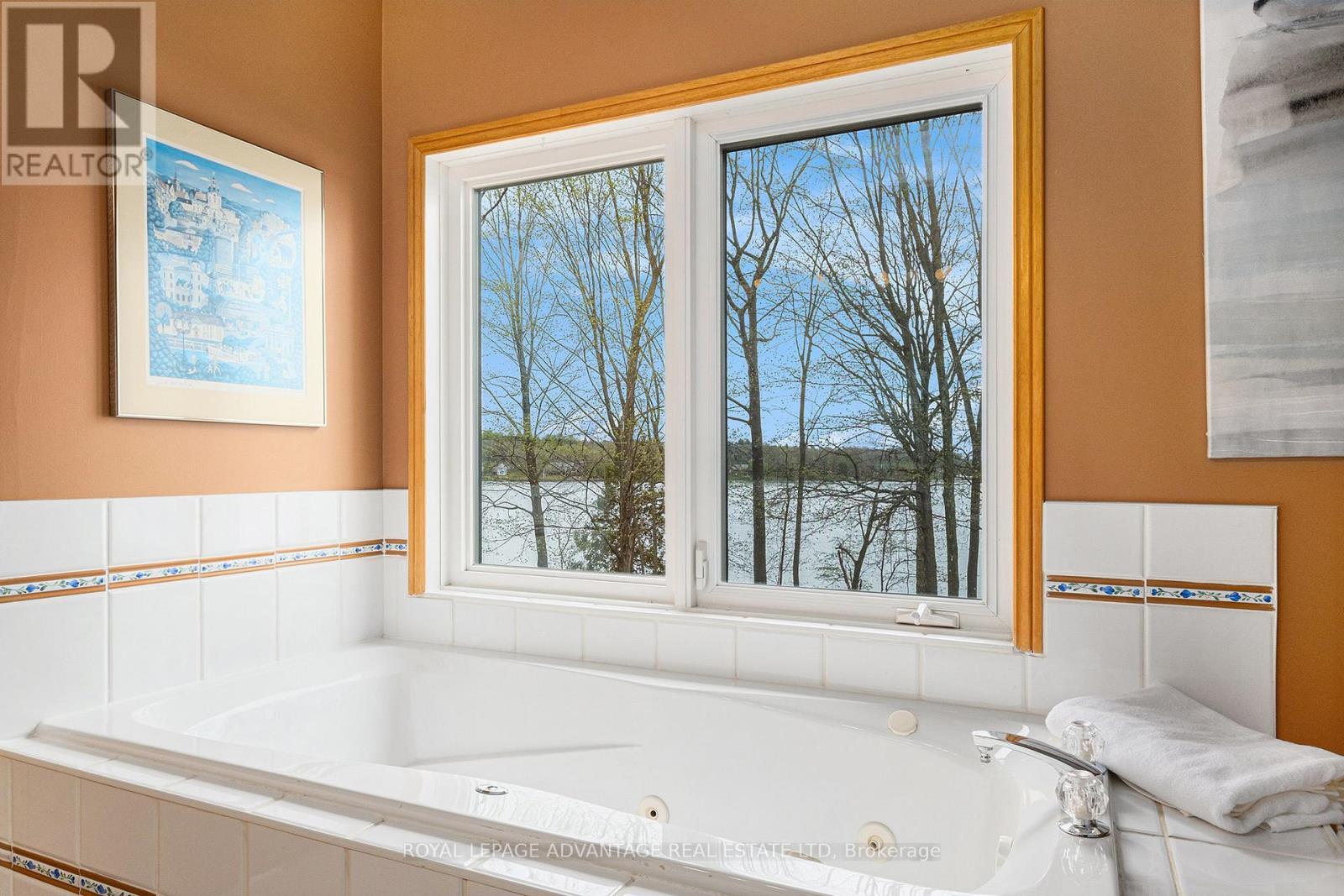 












1211 #11 NARROWS LOCK ROAD

,
Rideau Lakes,




Ontario
K0G1V0

