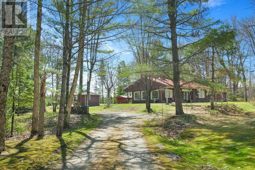












11 BIRCH LANE

,
McDougall,




Ontario
P2A2W7

