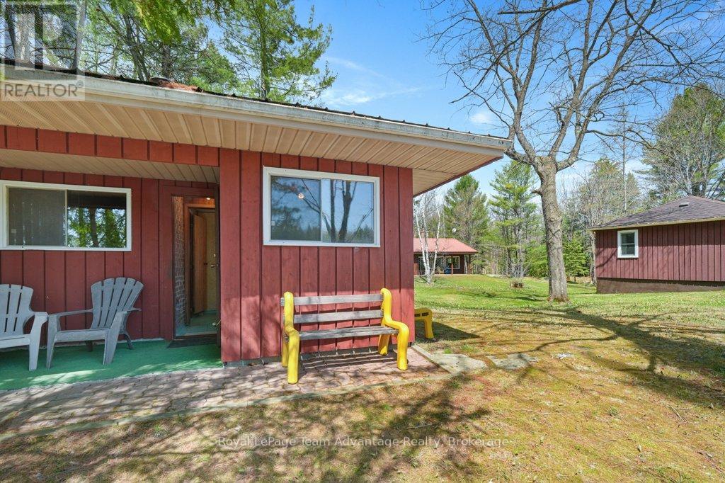 












11 BIRCH LANE

,
McDougall,




Ontario
P2A2W7

