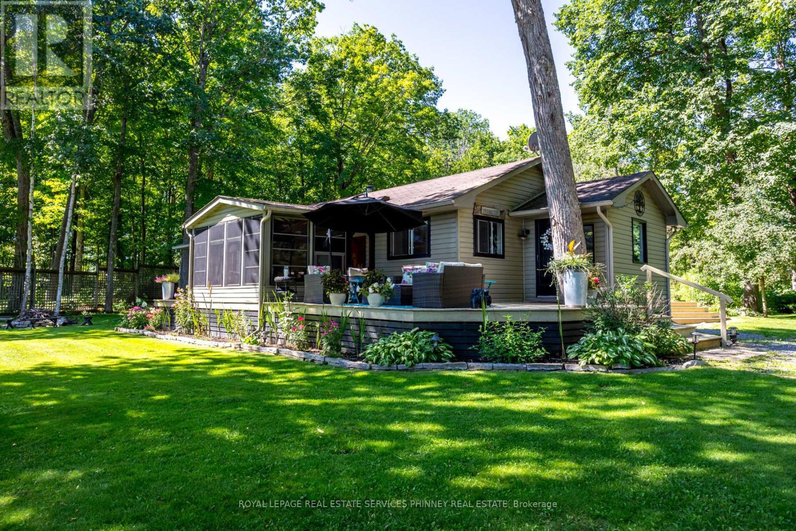 












4 FIRE ROUTE 103C ROAD

,
Trent Lakes,




Ontario
K0M1A0

