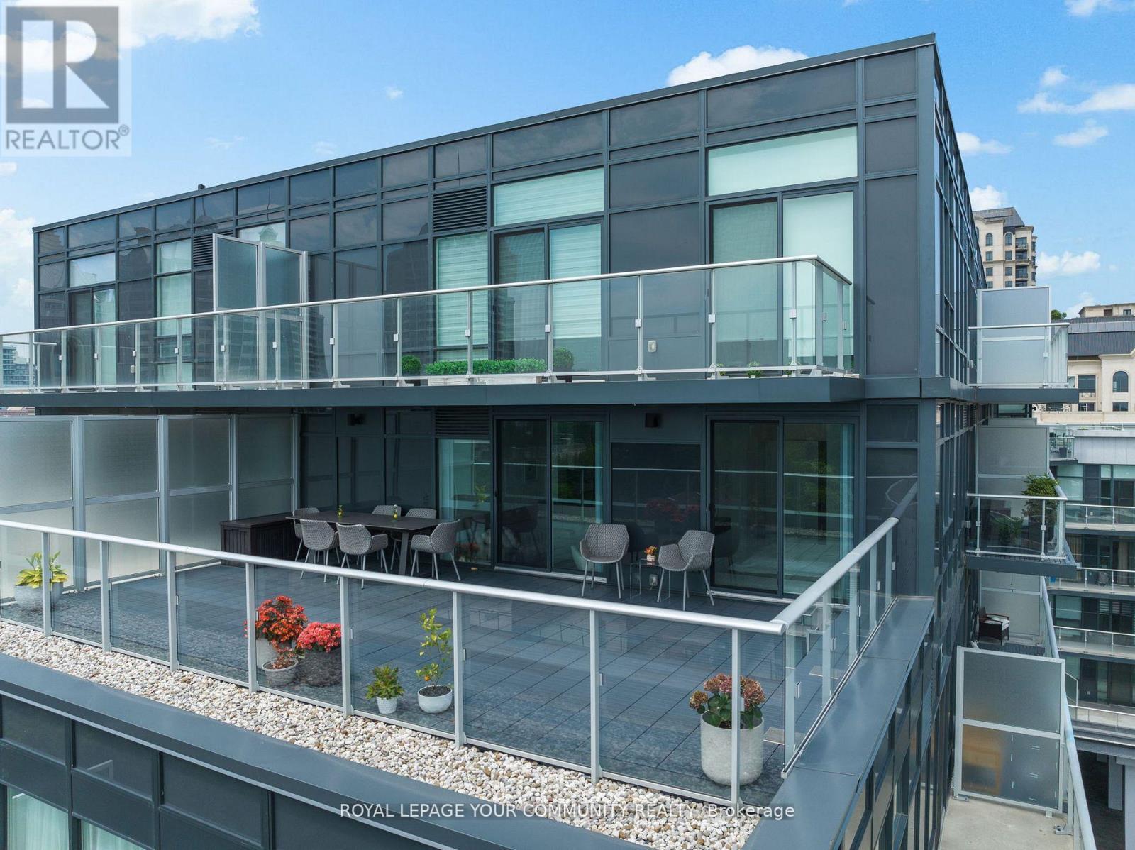 












TPH02 - 621 SHEPPARD AVENUE E

,
Toronto,




Ontario
M2K1B5

