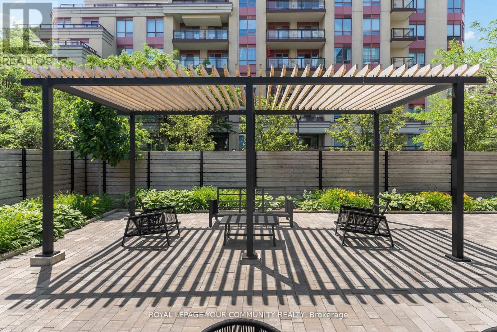 












TPH02 - 621 SHEPPARD AVENUE E

,
Toronto,




Ontario
M2K1B5

