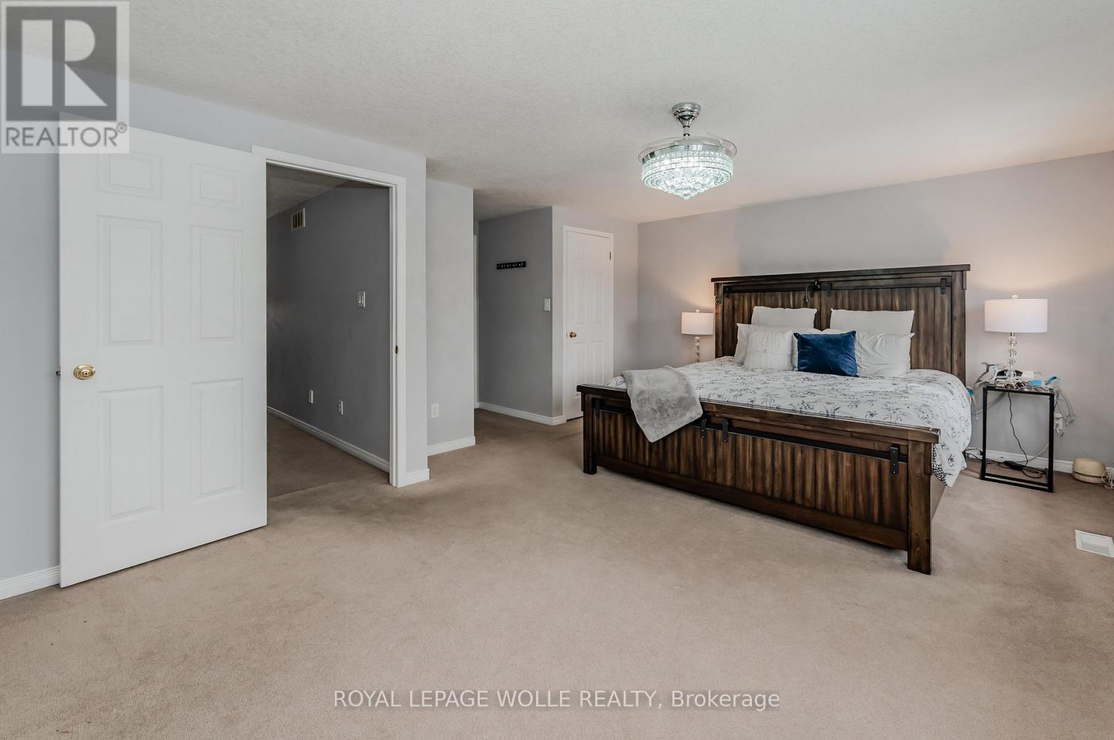 












20 - 120 DUDHOPE AVENUE

,
Cambridge,




Ontario
N1R4T7

