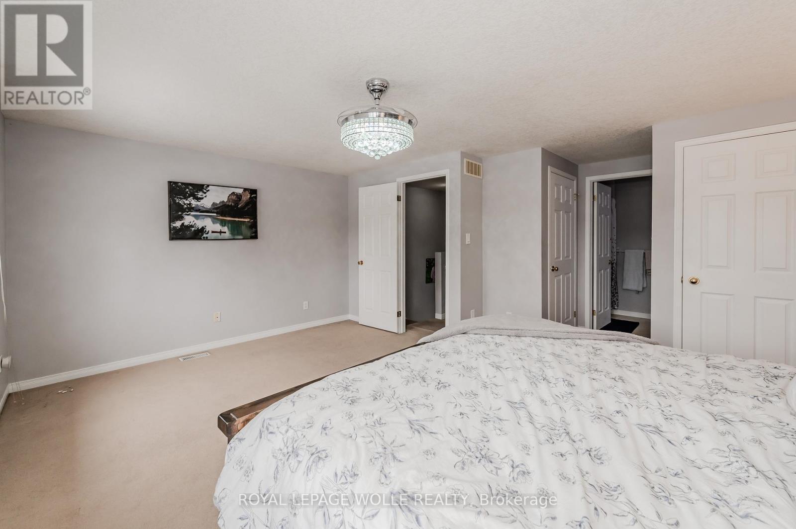 












20 - 120 DUDHOPE AVENUE

,
Cambridge,




Ontario
N1R4T7

