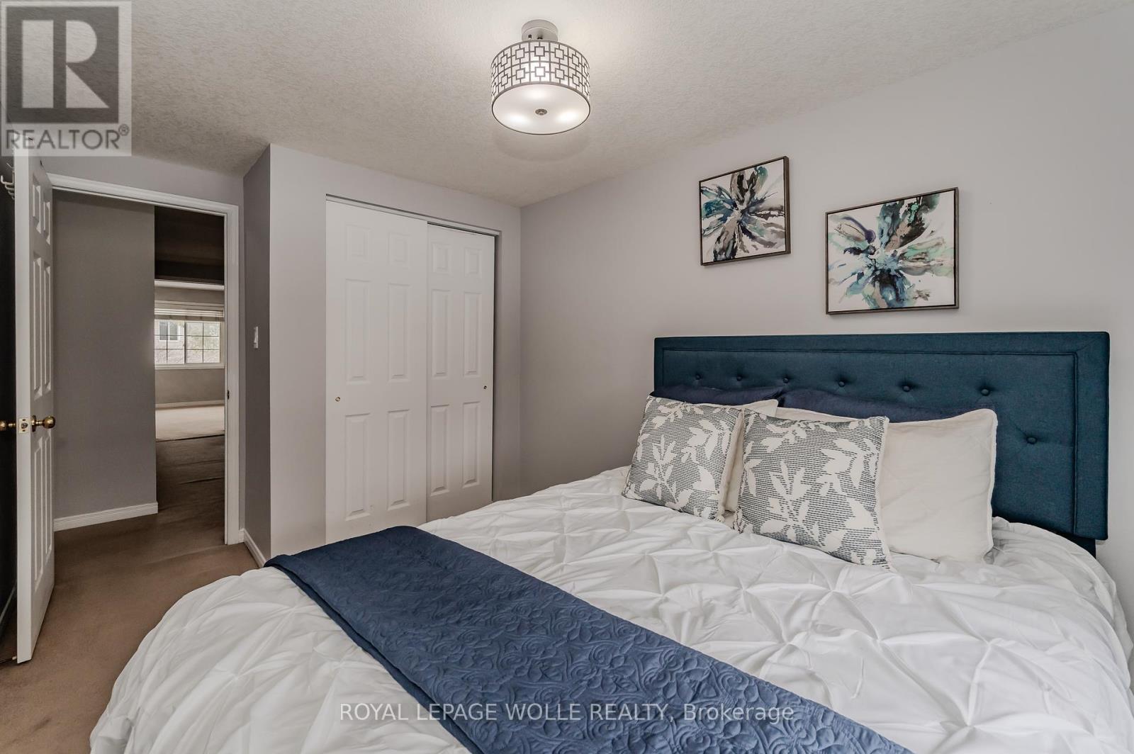 












20 - 120 DUDHOPE AVENUE

,
Cambridge,




Ontario
N1R4T7

