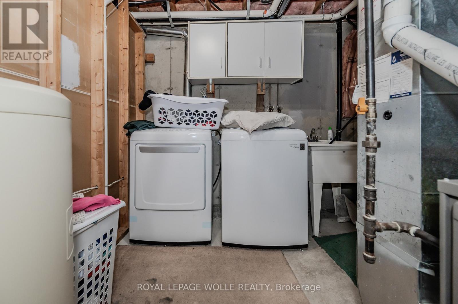 












20 - 120 DUDHOPE AVENUE

,
Cambridge,




Ontario
N1R4T7

