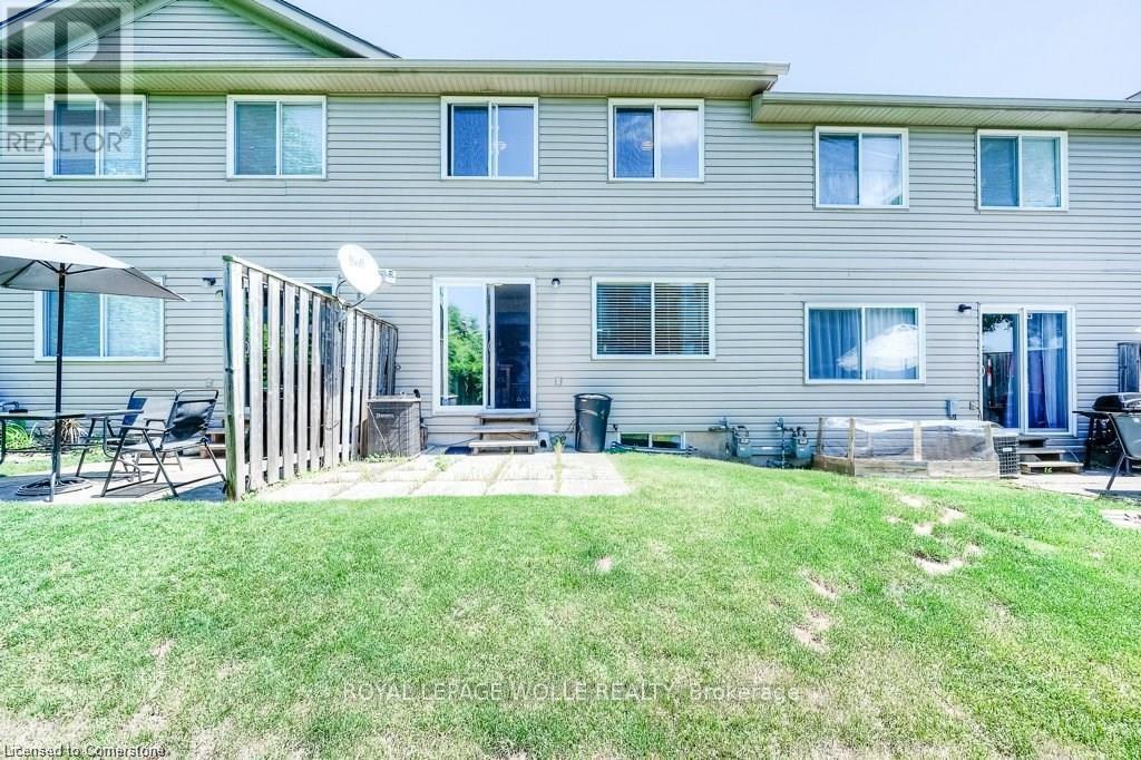 












20 - 120 DUDHOPE AVENUE

,
Cambridge,




Ontario
N1R4T7


