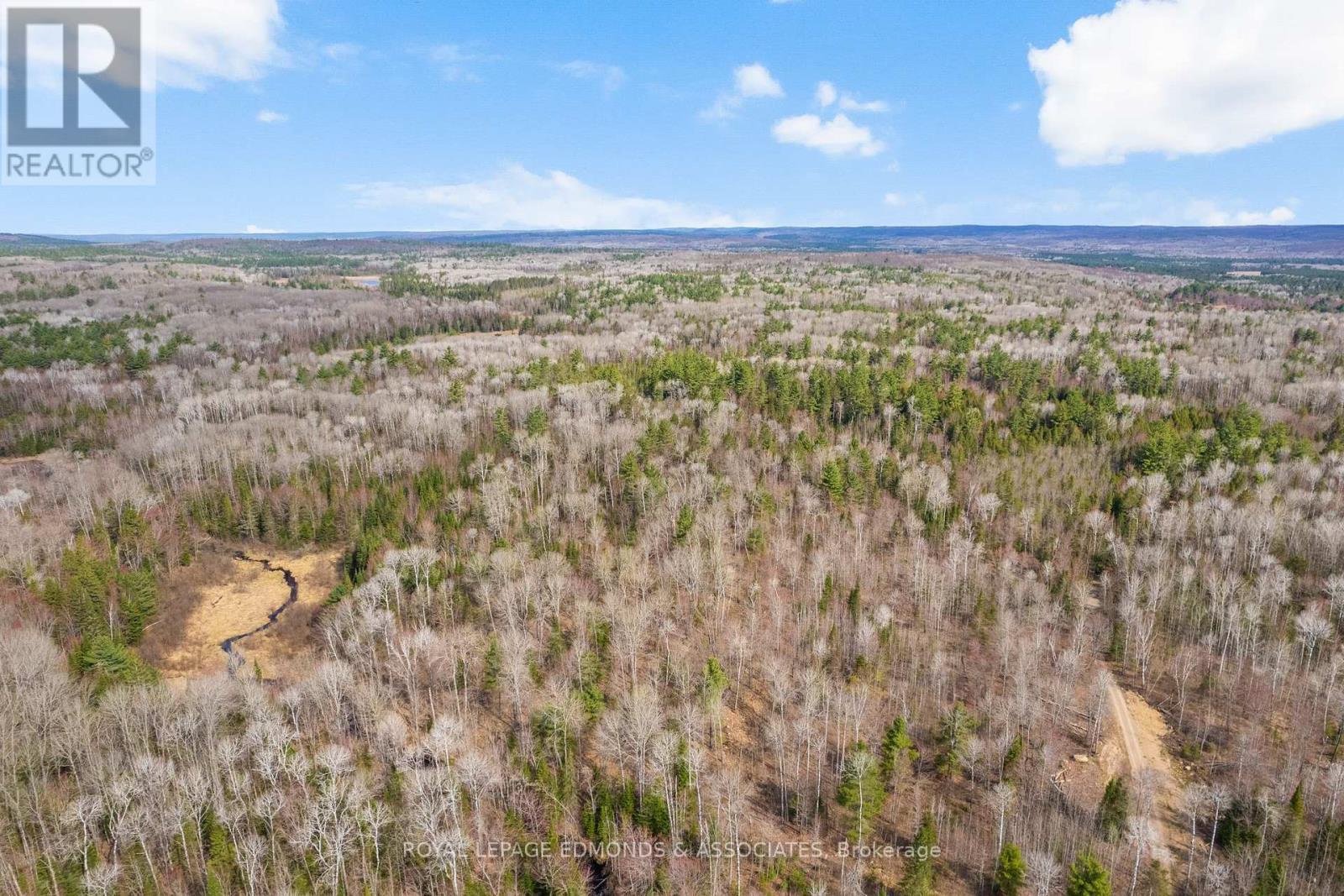 












0 DEER TRAIL ROAD

,
Killaloe, Hagarty and Richards,







Ontario
K0J2A0

