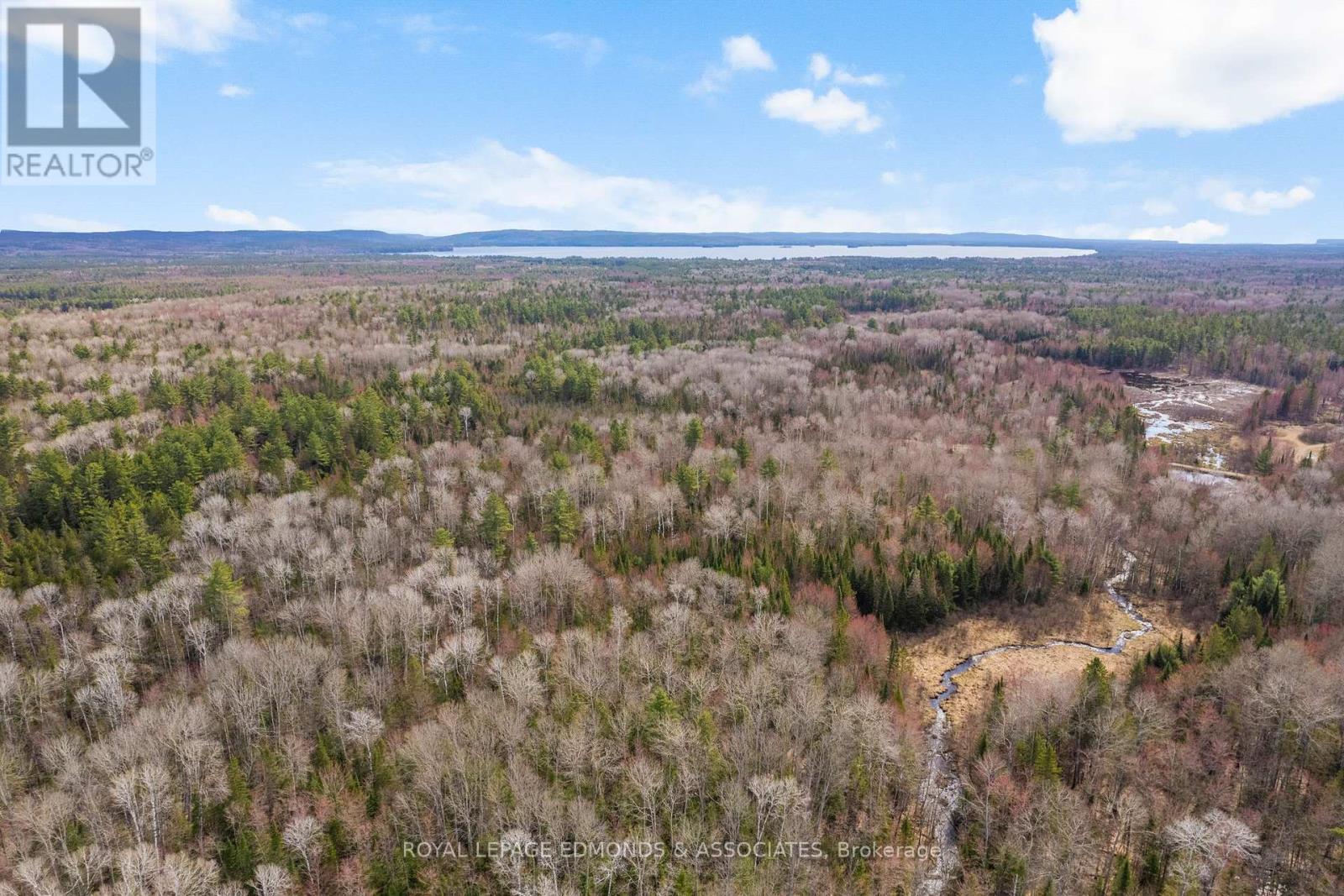












0 DEER TRAIL ROAD

,
Killaloe, Hagarty and Richards,







Ontario
K0J2A0

