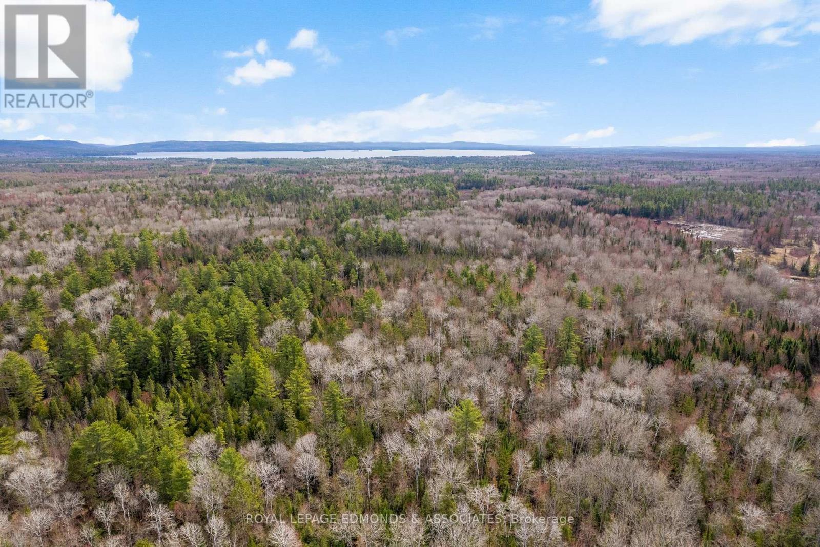 












0 DEER TRAIL ROAD

,
Killaloe, Hagarty and Richards,







Ontario
K0J2A0

