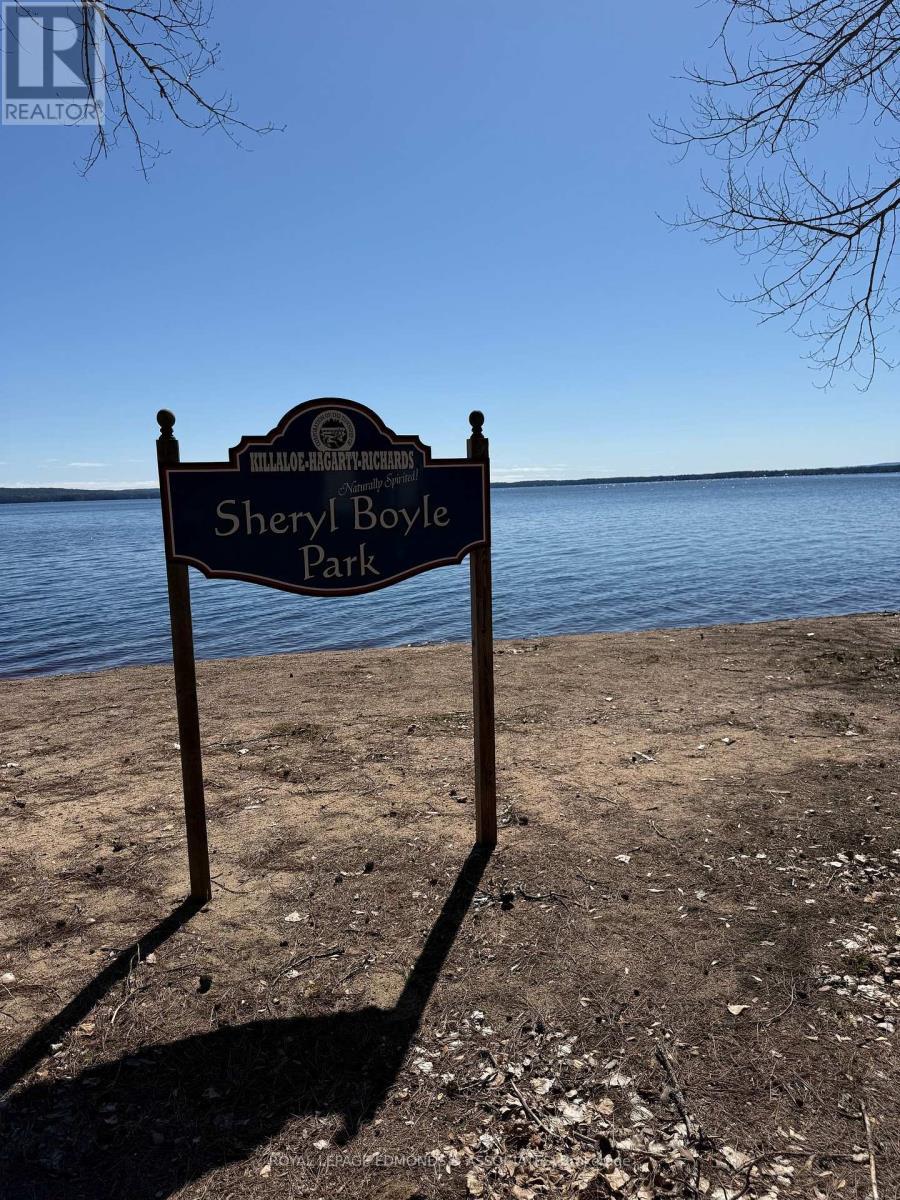 












0 DEER TRAIL ROAD

,
Killaloe, Hagarty and Richards,







Ontario
K0J2A0

