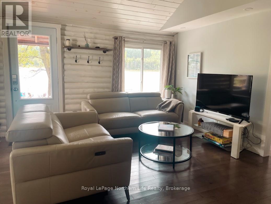 












187 B BOB SEGUIN DRIVE

,
Laurentian Hills,




Ontario
K0J1J0

