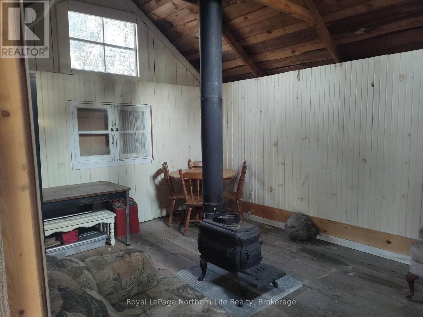 












187 B BOB SEGUIN DRIVE

,
Laurentian Hills,




Ontario
K0J1J0

