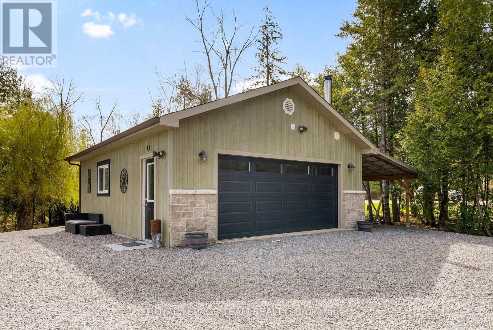 












4372 RIVER ROAD

,
Horton,




Ontario
K7V3Z8

