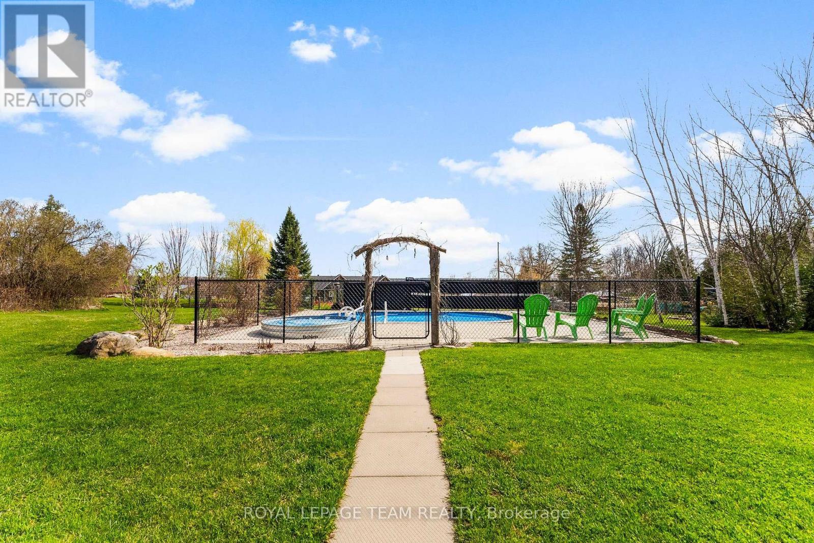 












4372 RIVER ROAD

,
Horton,




Ontario
K7V3Z8


