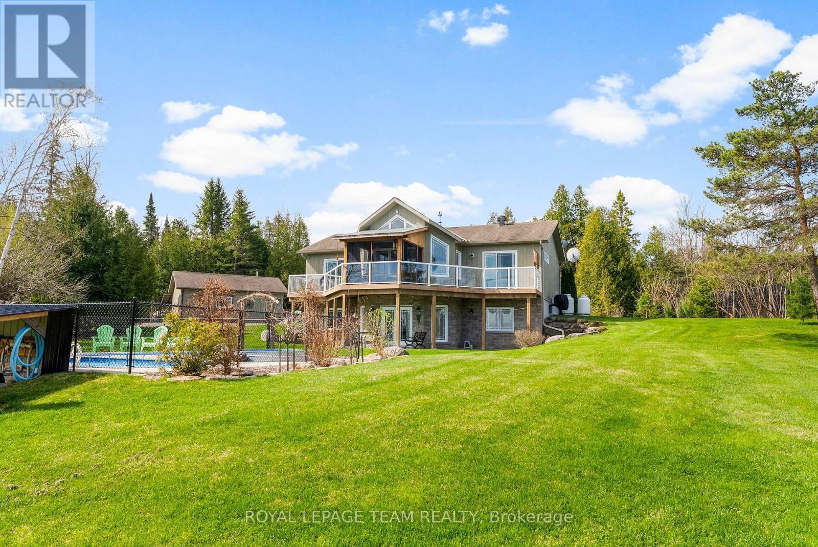 












4372 RIVER ROAD

,
Horton,




Ontario
K7V3Z8

