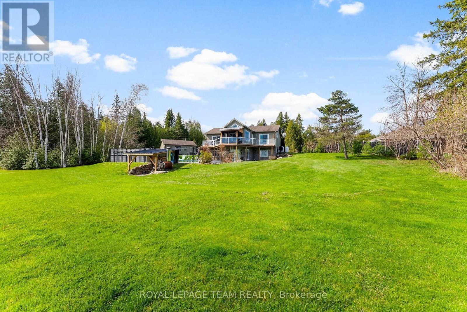 












4372 RIVER ROAD

,
Horton,




Ontario
K7V3Z8

