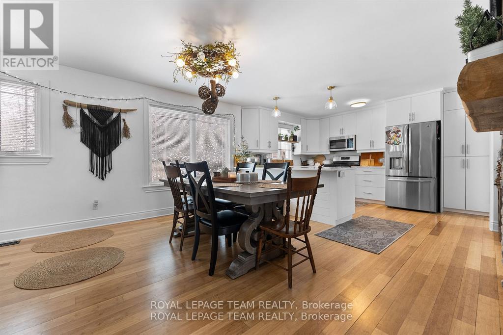 












4372 RIVER ROAD

,
Horton,




Ontario
K7V3Z8

