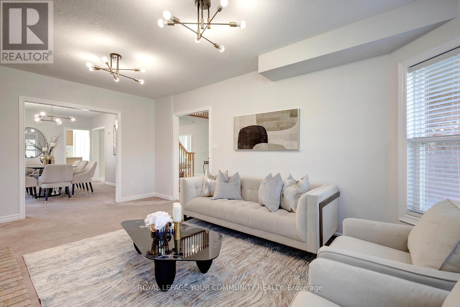 












14 HART STREET

,
Richmond Hill,




Ontario
L4C8X2

