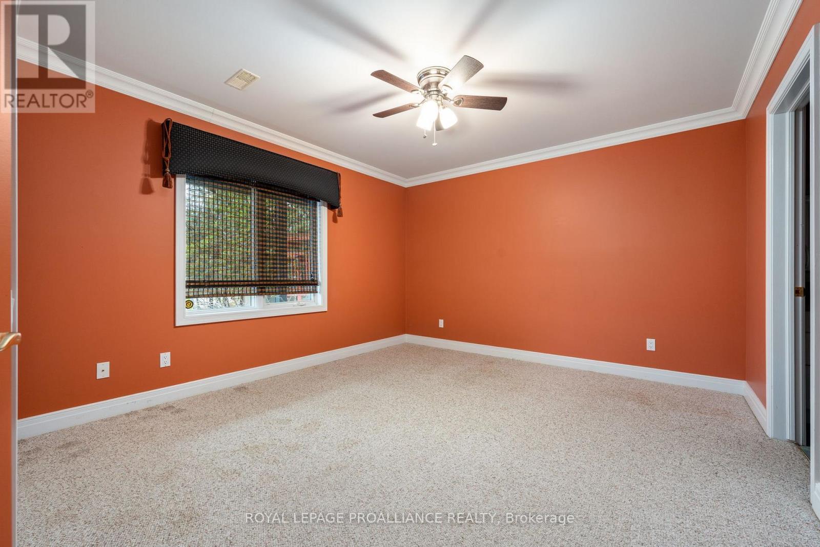 












71 OAK RIDGE BOULEVARD

,
Belleville (Belleville Ward),




Ontario
K8N5W3

