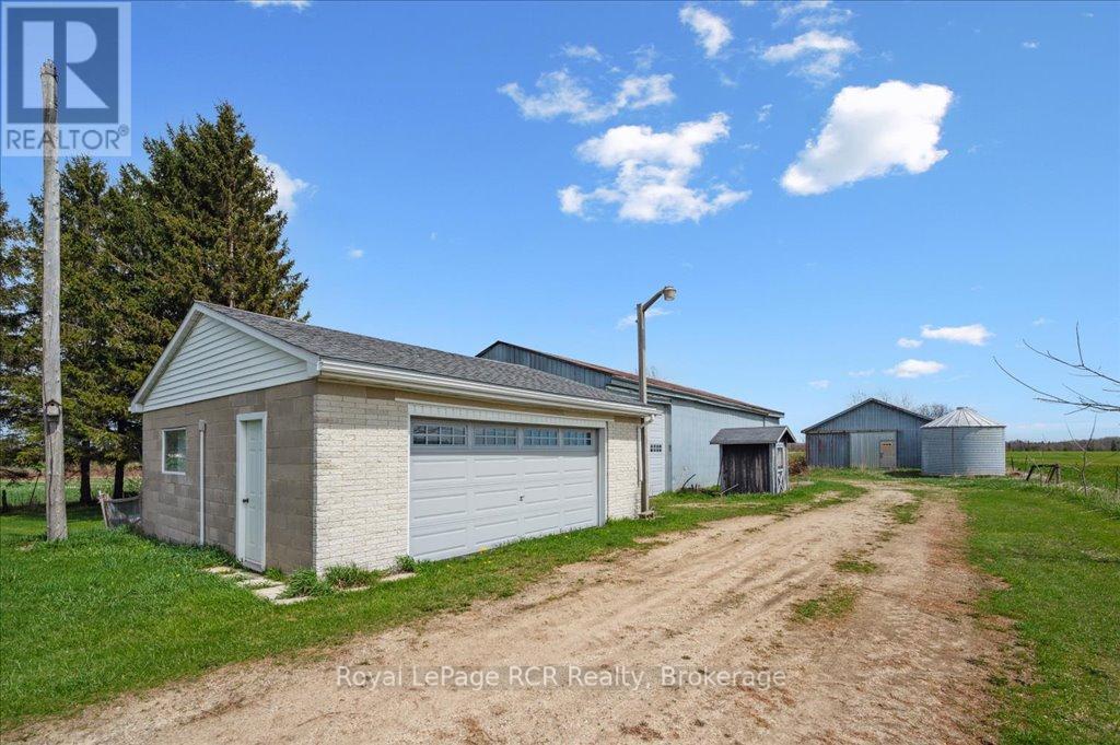 












9369 HWY 6 HIGHWAY

,
Wellington North,







Ontario
N0G2E0


