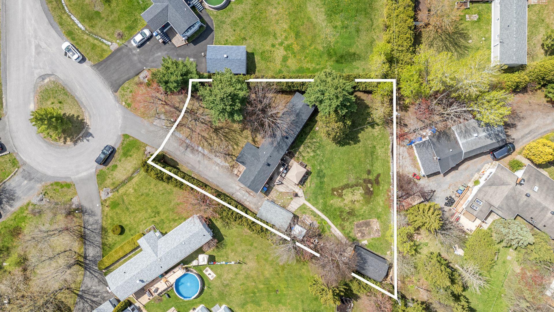 









127


Rue Faubert

,
Saint-Jean-sur-Richelieu,




QC
J2Y1G1

