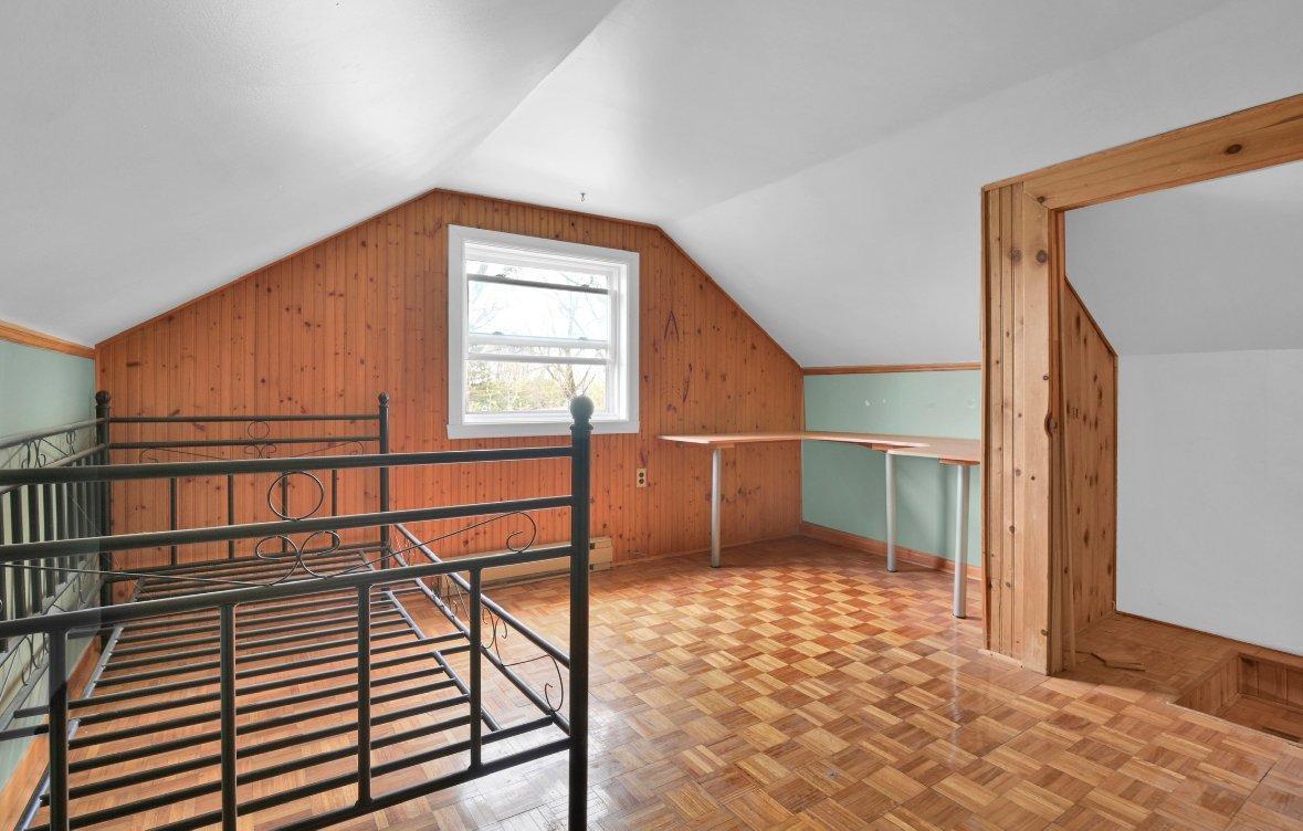 









46


12e Avenue

,
Deux-Montagnes,




QC
J7R3S1

