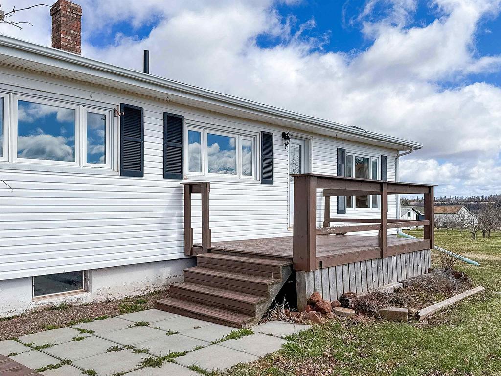 












820 Millboro Road

,
Wheatley River,







PE
C0A 1N0

