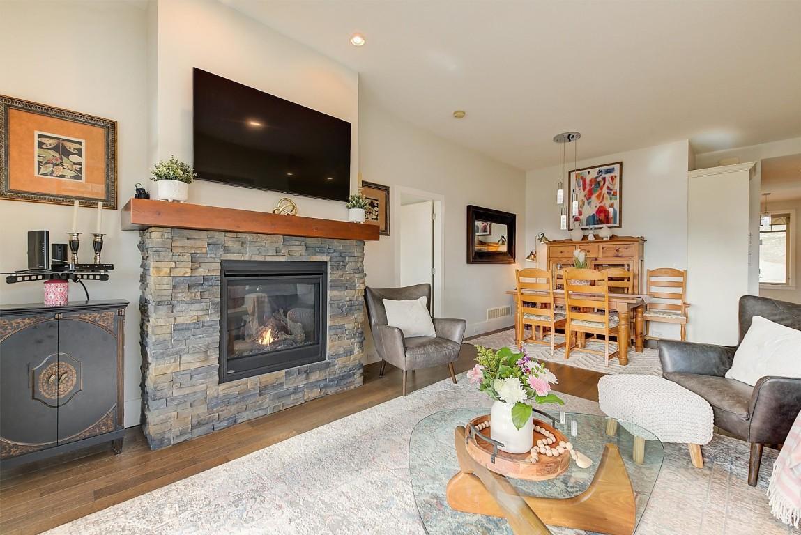 









4000


Trails

Place, 101,
Peachland,




BC
V0H 1X5

