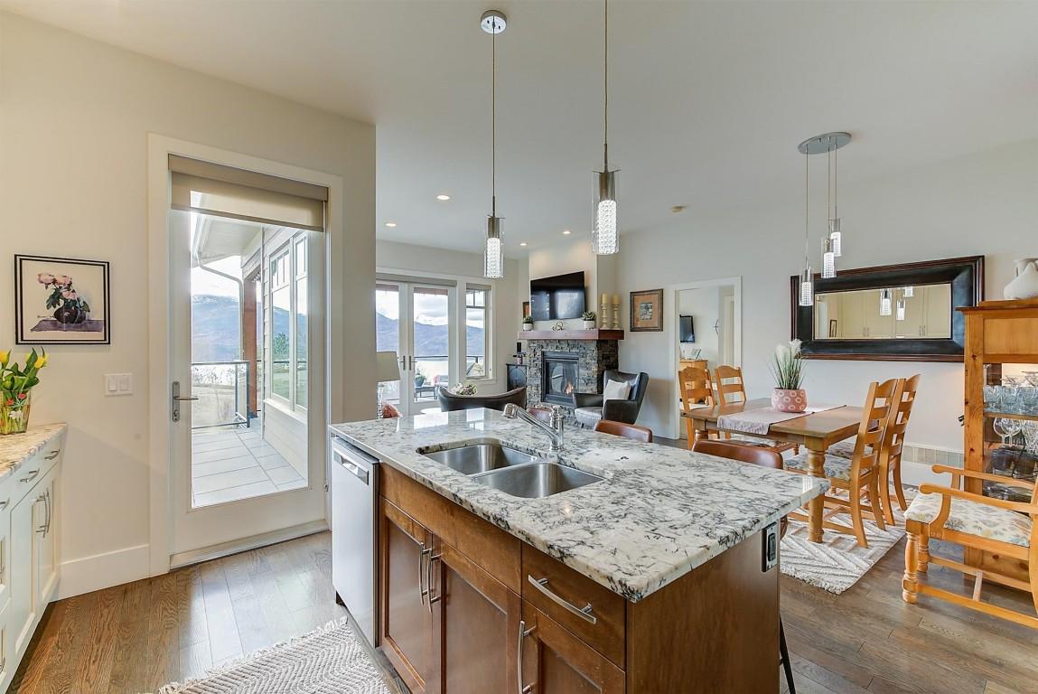 









4000


Trails

Place, 101,
Peachland,




BC
V0H 1X5

