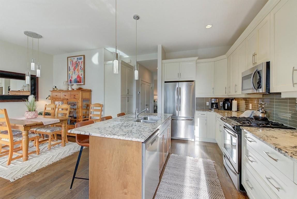 









4000


Trails

Place, 101,
Peachland,




BC
V0H 1X5

