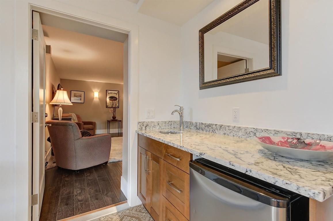 









4000


Trails

Place, 101,
Peachland,




BC
V0H 1X5

