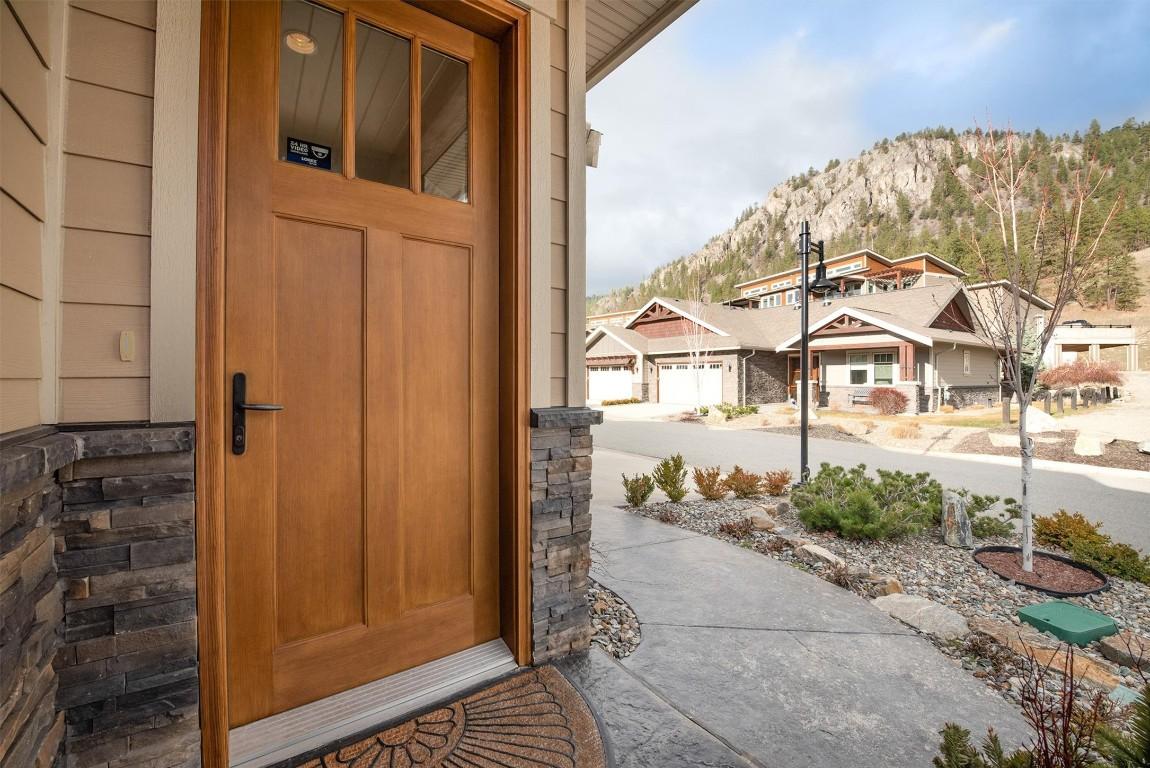 









4000


Trails

Place, 101,
Peachland,




BC
V0H 1X5

