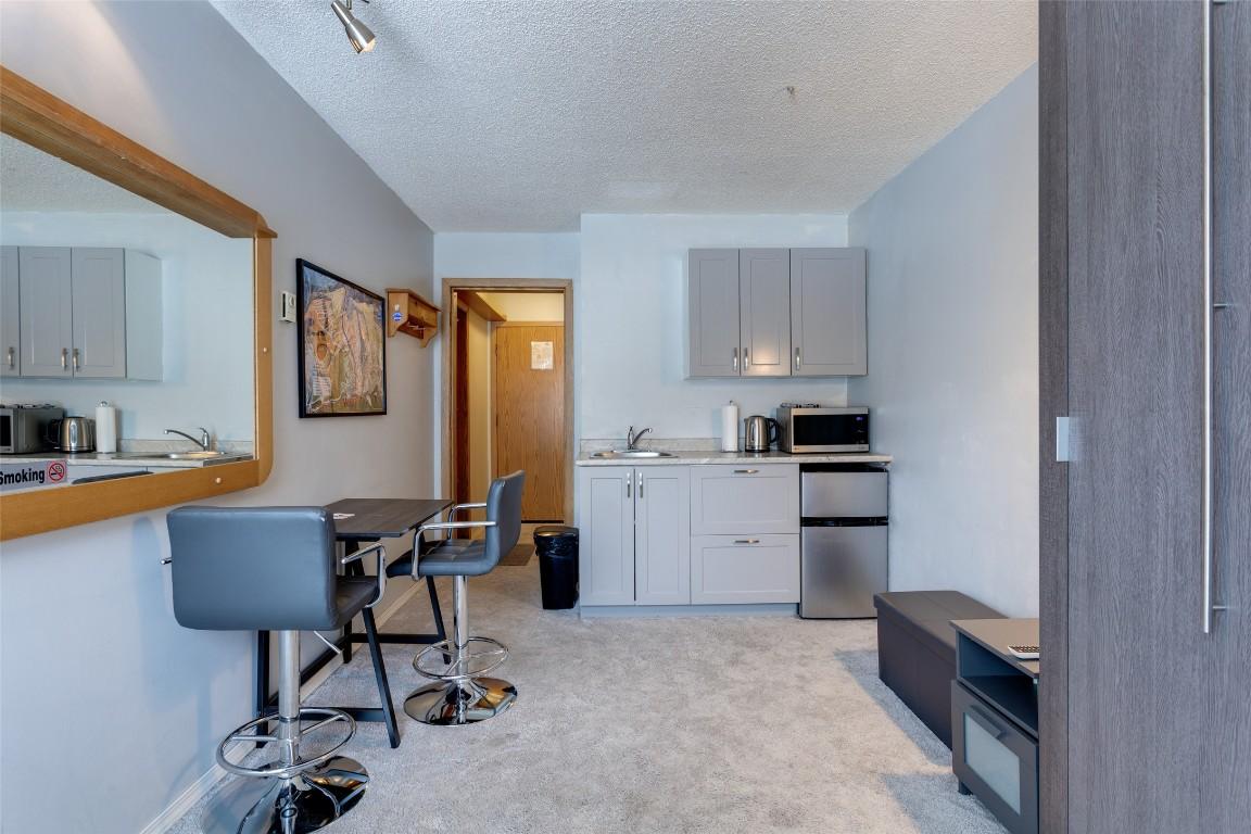 









5375


Big White

Road, 230,
Big White,




BC
V1P 1P3

