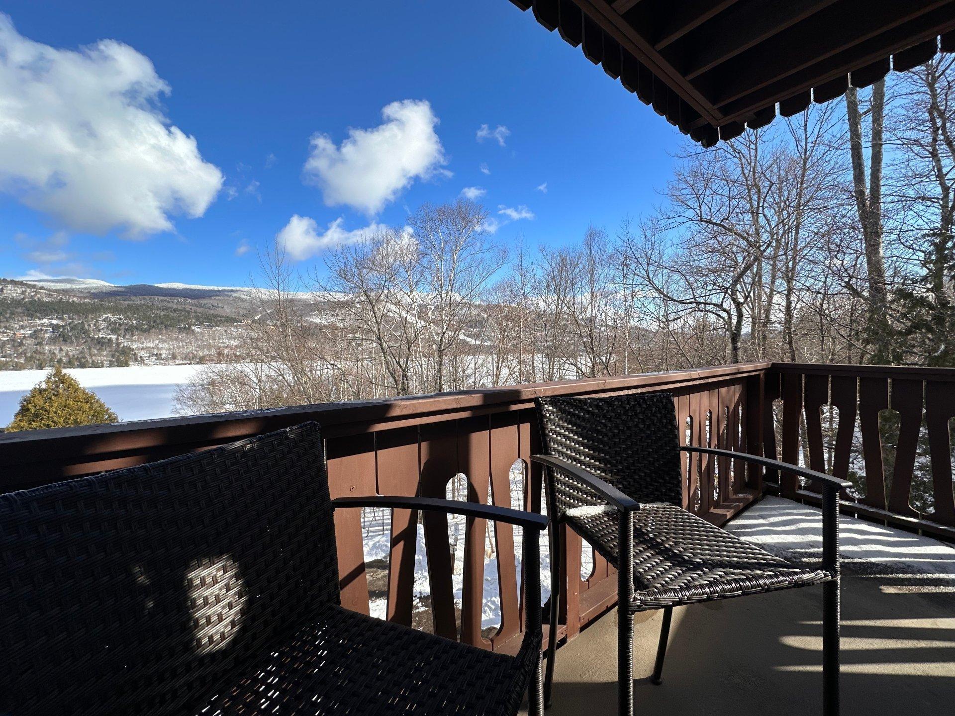 









211


Ch. de Lac-Tremblant-Nord

, 482,
Mont-Tremblant,




QC
J8B1B4

