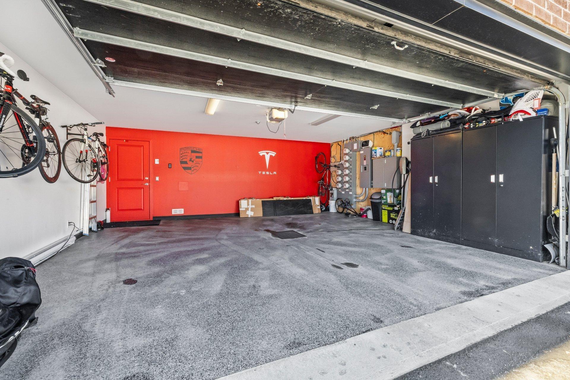 









3801


Rue Fernand-Flipot

, 102,
Longueuil (Saint-Hubert),




QC
J3Y0M6

