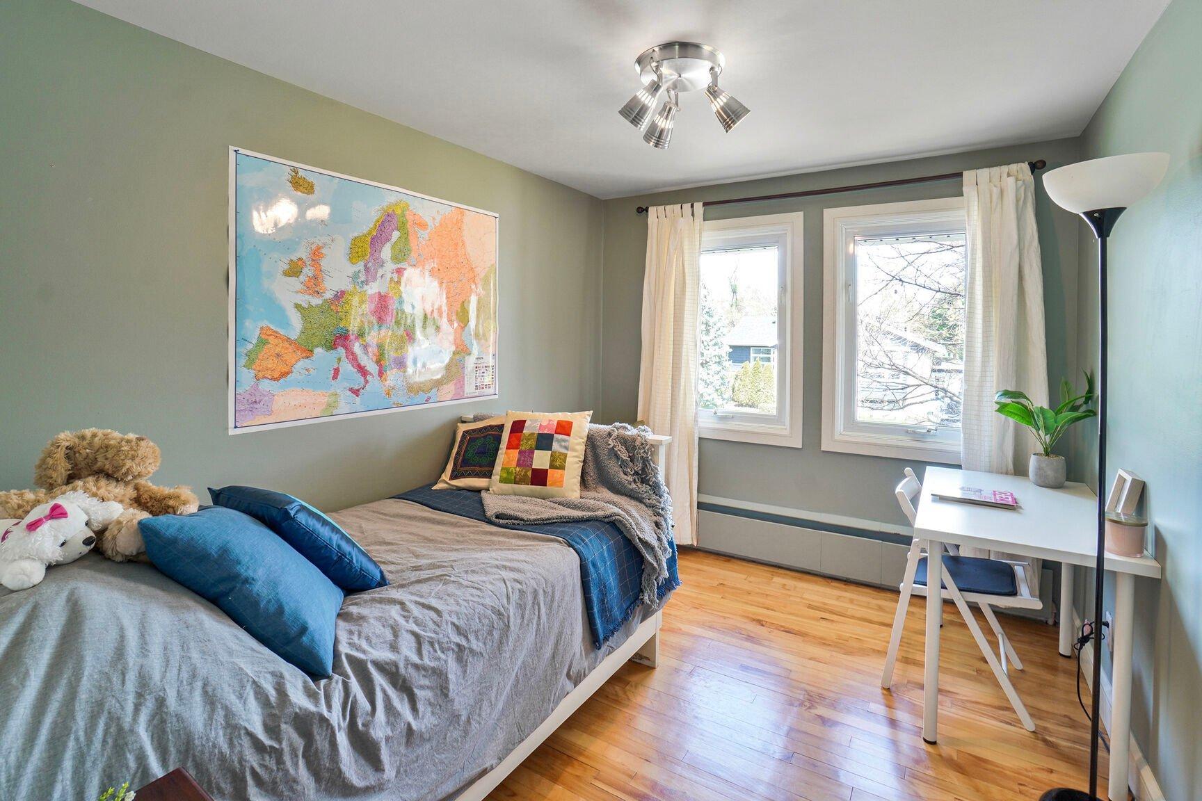 









104


Av. de Touraine

,
Saint-Lambert,




QC
J4S1H2

