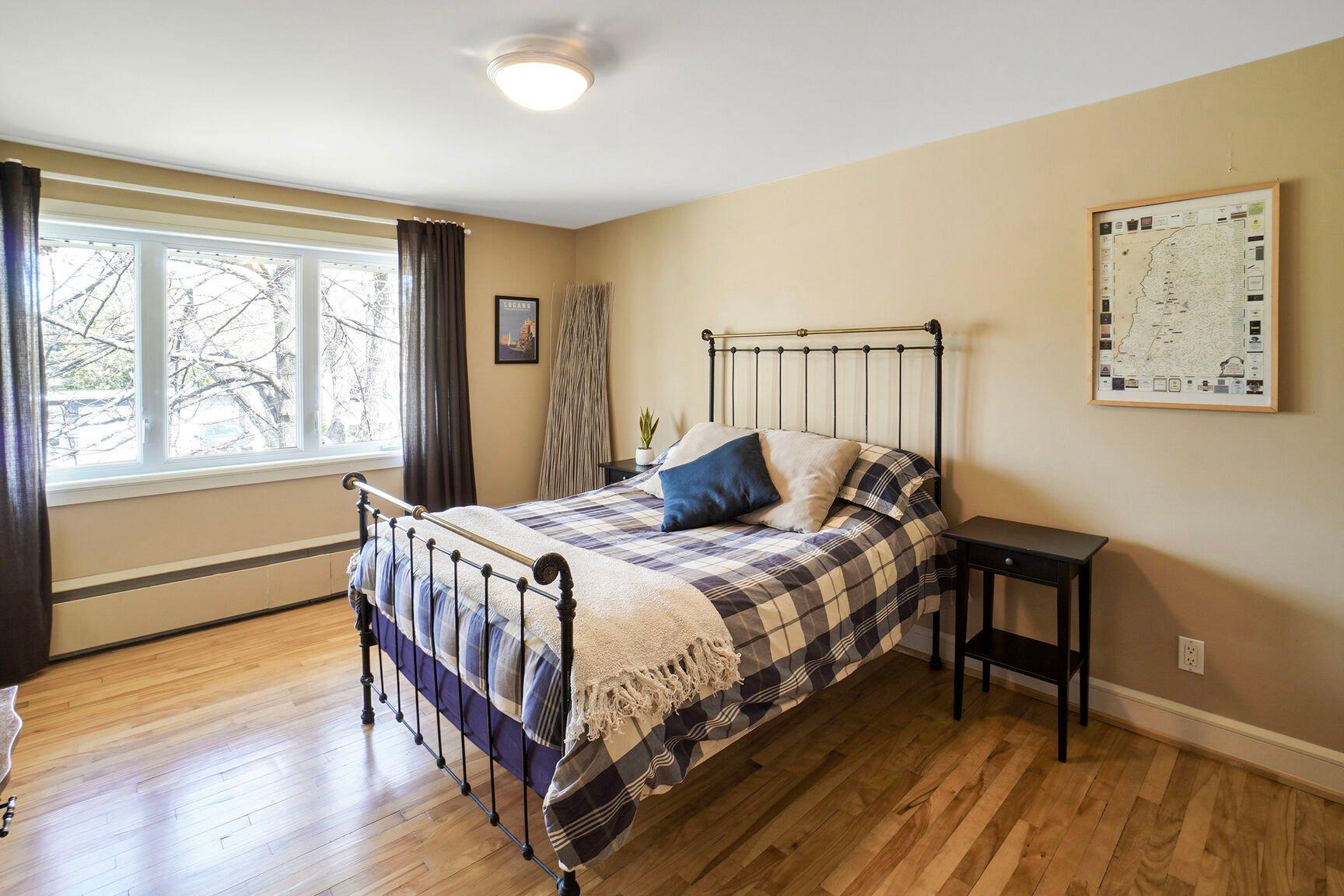









104


Av. de Touraine

,
Saint-Lambert,




QC
J4S1H2

