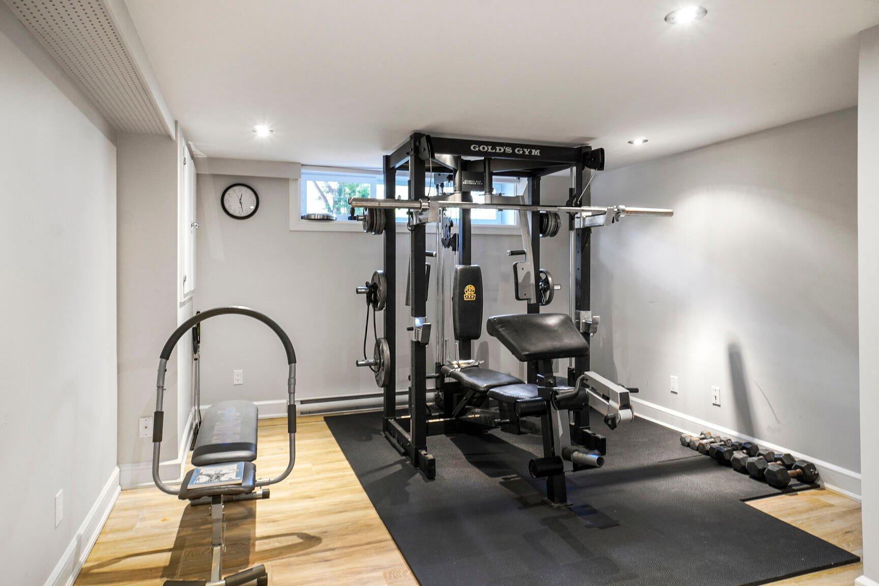 









104


Av. de Touraine

,
Saint-Lambert,




QC
J4S1H2

