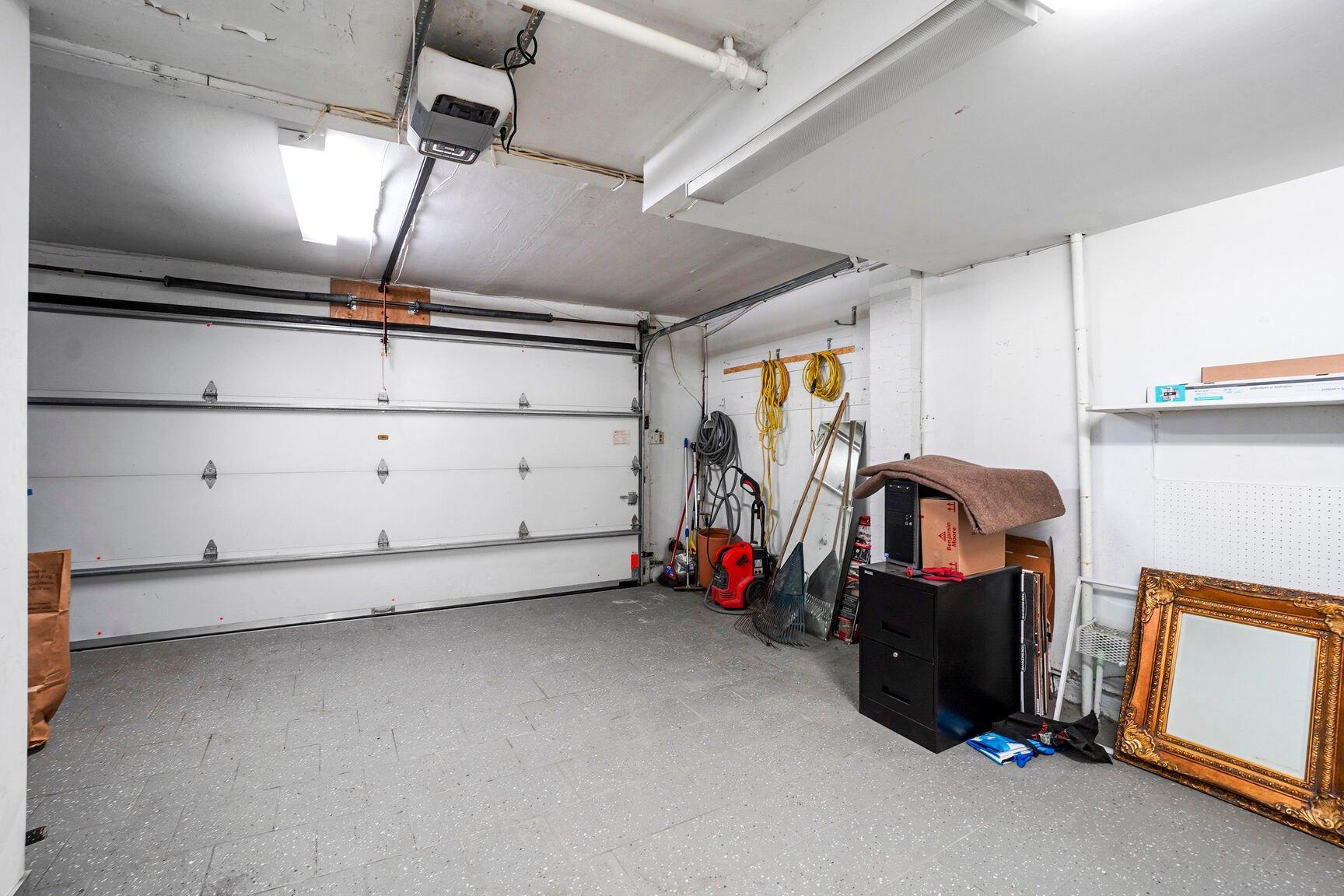 









104


Av. de Touraine

,
Saint-Lambert,




QC
J4S1H2

